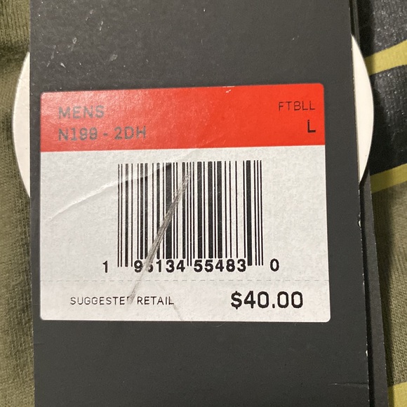 NWT Nike army green t-shirt size LG.Seattle Seahawks Russle Karrington Wilson #3 - Picture 7 of 7